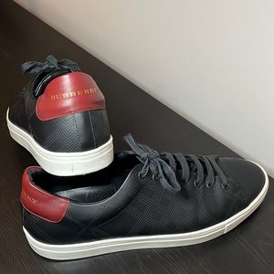 Burberry black lace up leather shoes for men